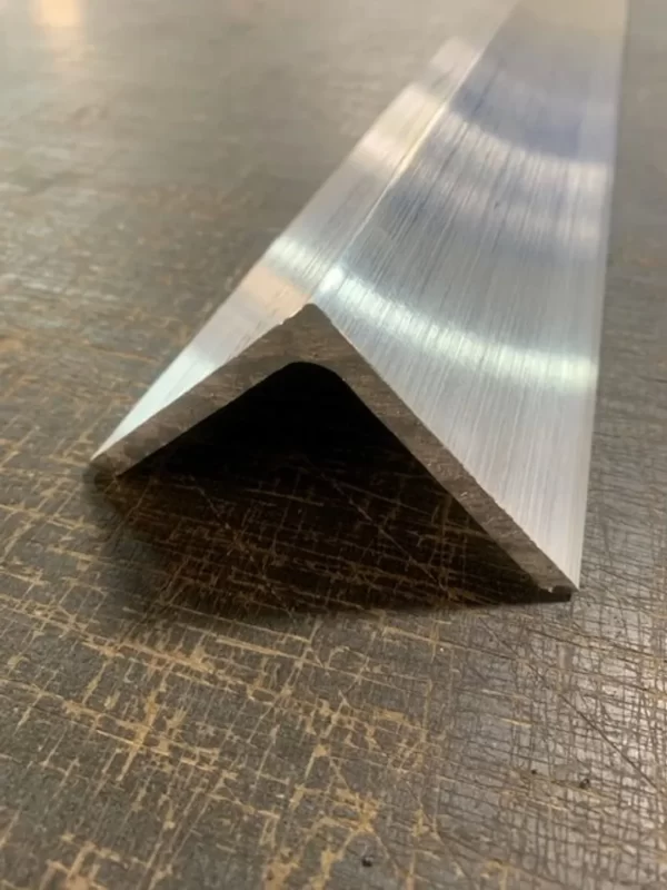5.4M ALUMINIUM SCALING BAR - 90 DEG WITH T HANDLE - Image 2